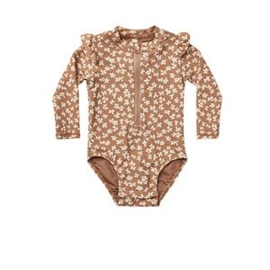 Quincy Mae Byron rashguard